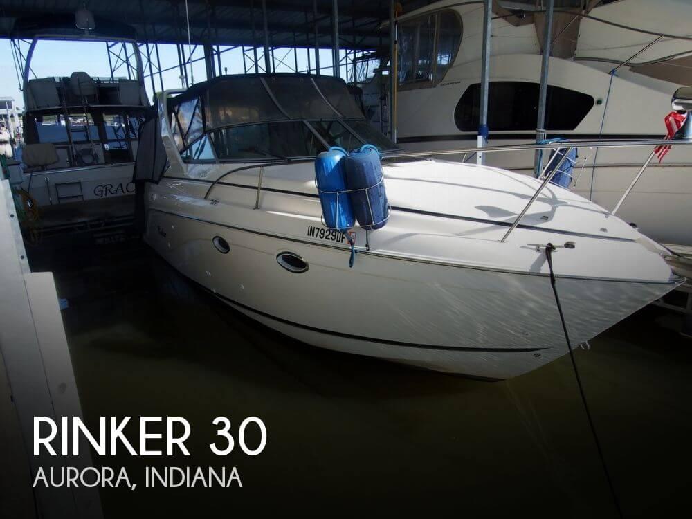 30' Rinker 270 Fiesta Vee