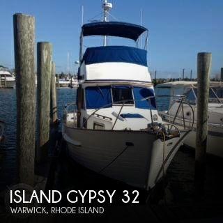 32' Island Gypsy 32 Sedan