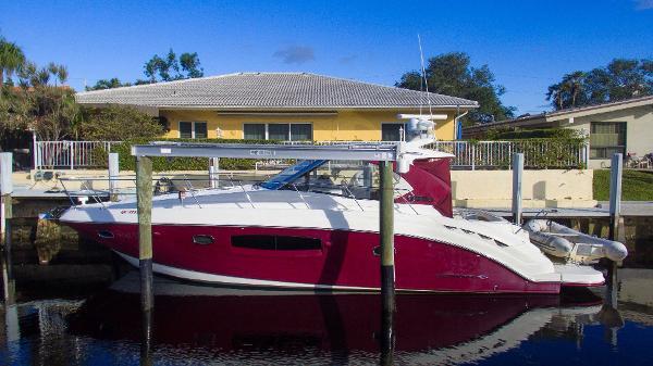 42' Chaparral 42 Sport Coupe