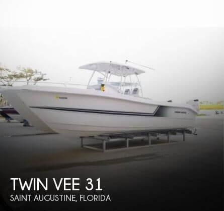 31' Twin Vee 310 SE