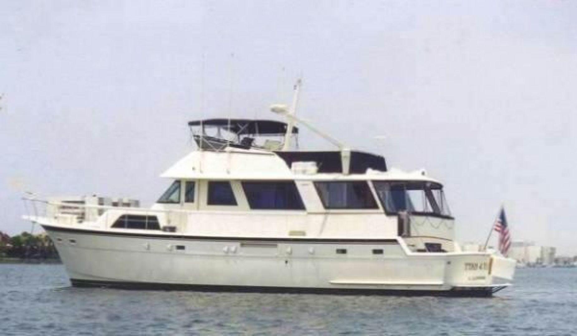 61' Hatteras Cockpit Motor Yacht