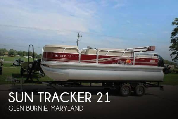 21' Sun Tracker Party Barge 20 DLX