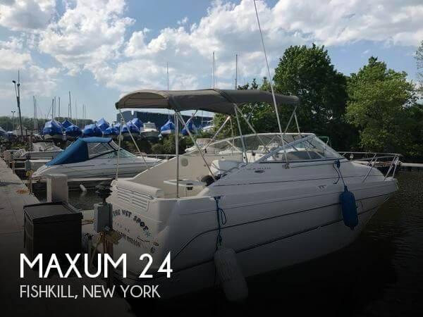 24' Maxum 2400 SE