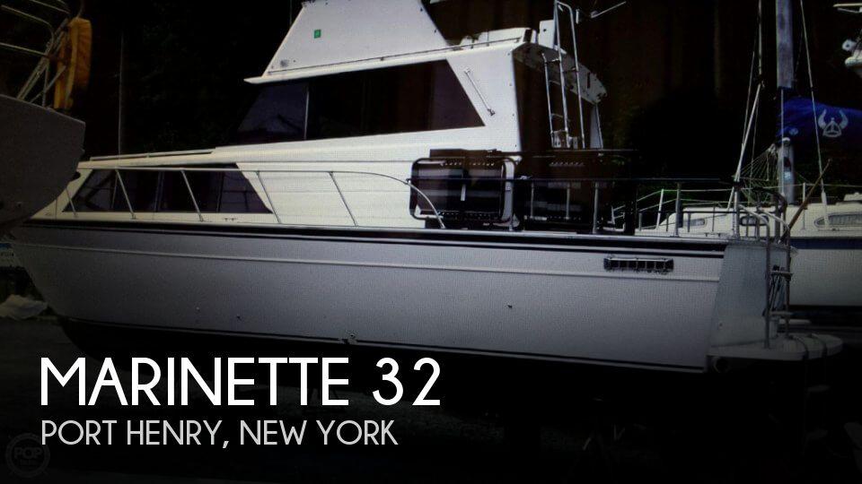 32' Marinette 32 Sedan