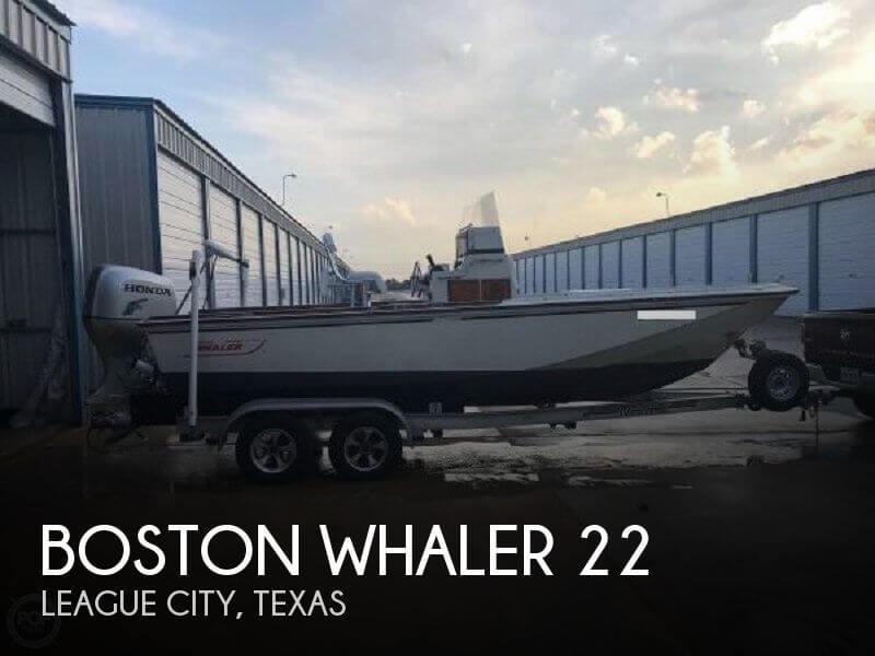22' Boston Whaler 22 Outrage