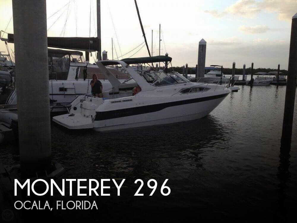 33' Monterey 296 Cruiser