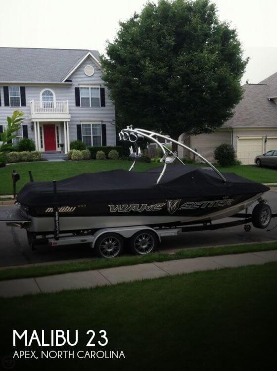 23' Malibu Wake Setter 23 LSV