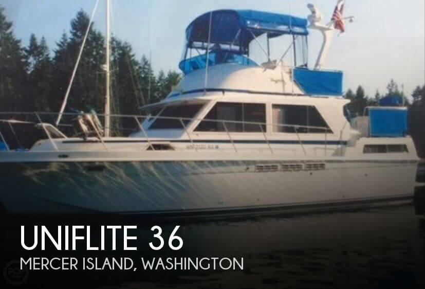 36' Uniflite 36 Double-Cabin