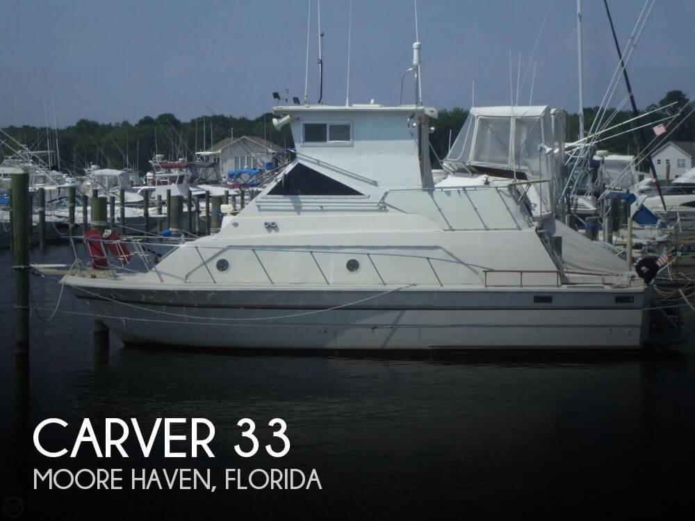 33' Carver 3396 Mariner