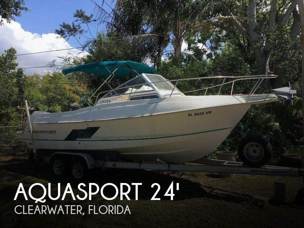 24' Aquasport 225 Explorer