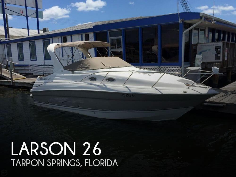 26' Larson Cabrio 260