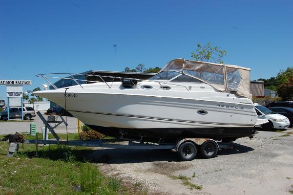 27' Regal 2765 with Trailer