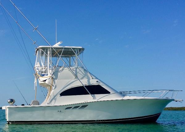 36' Luhrs 36 Convertible (LOADED!)