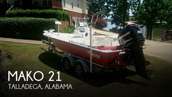 21' Mako Inshore 211