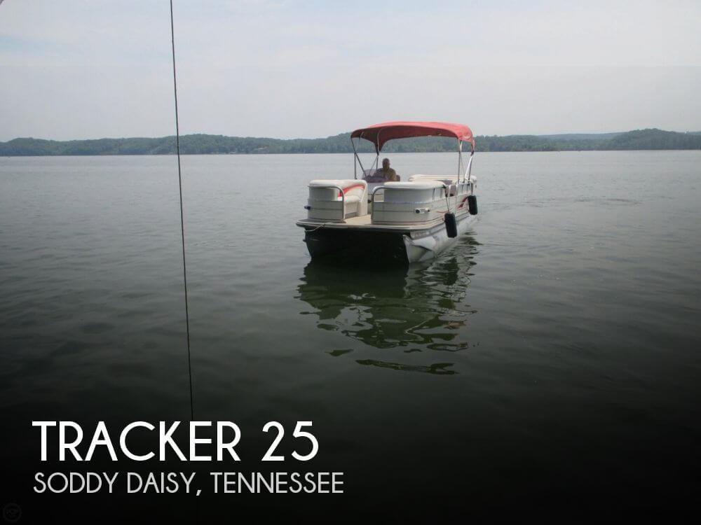 25' Sun Tracker Party Barge 25 Regency Edition
