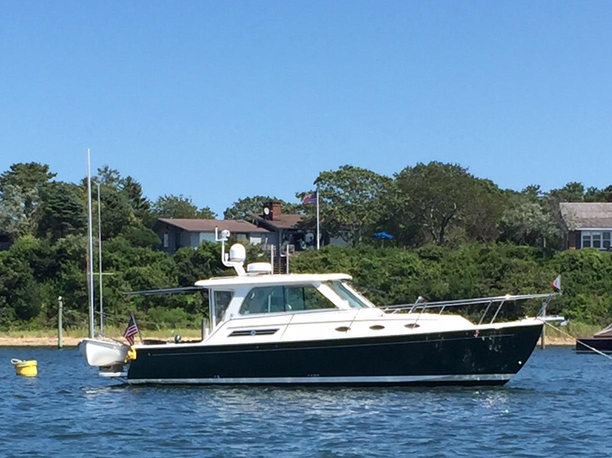 34' Back Cove HT Express