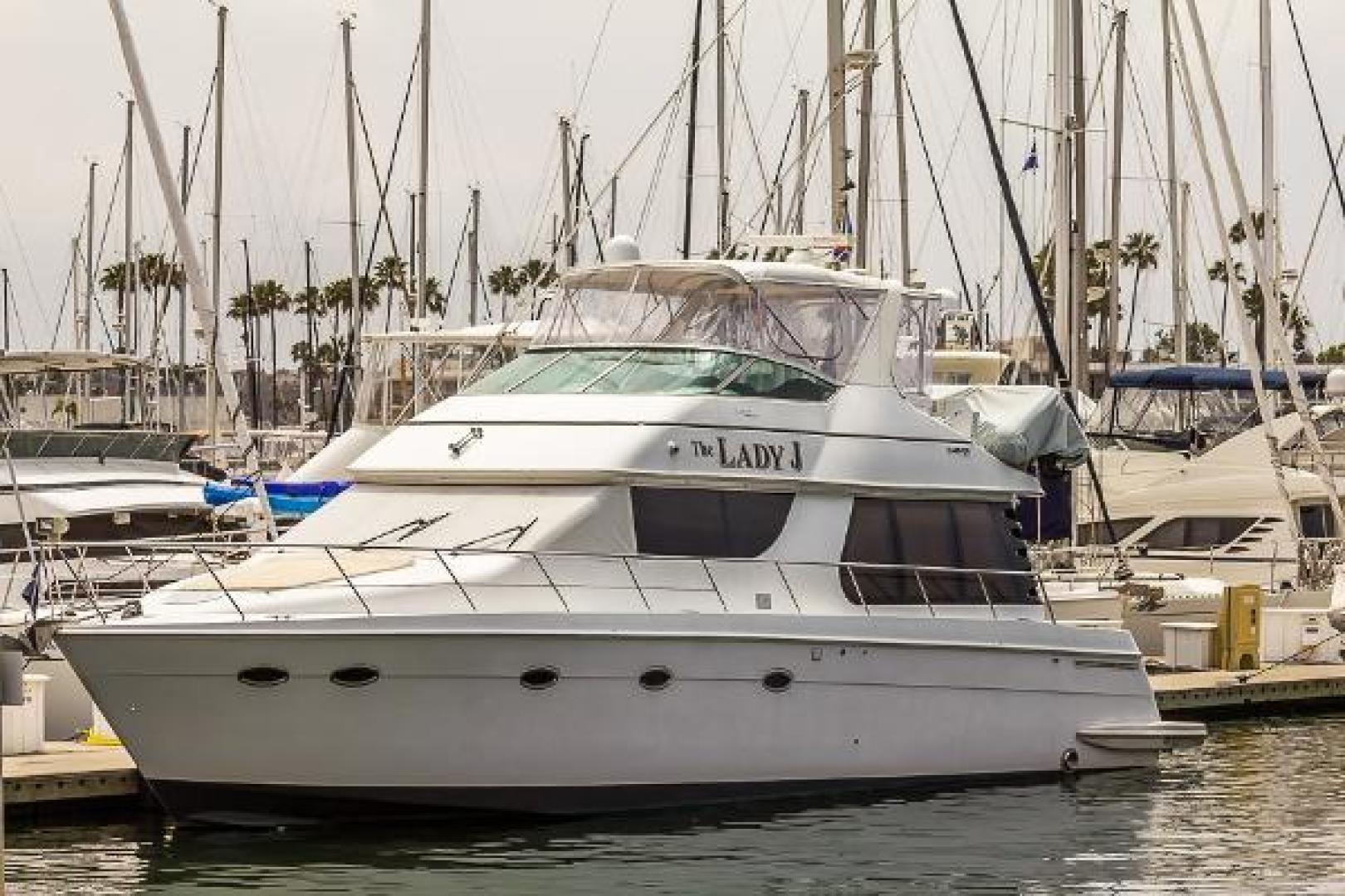 53' Carver 530 Voyager Pilothouse