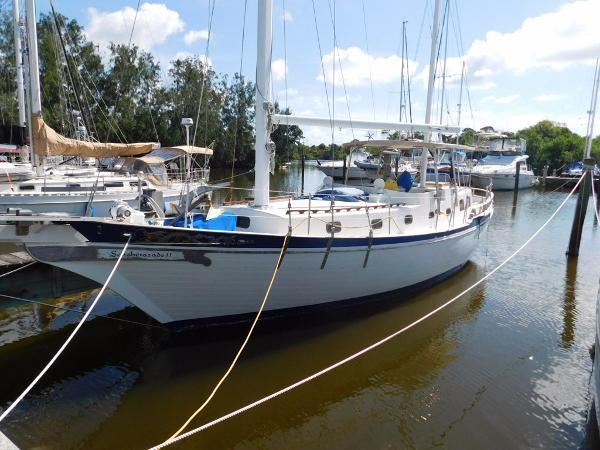 41' Marine Trader Island Trader 41