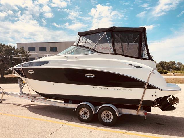 27' Bayliner 265SB