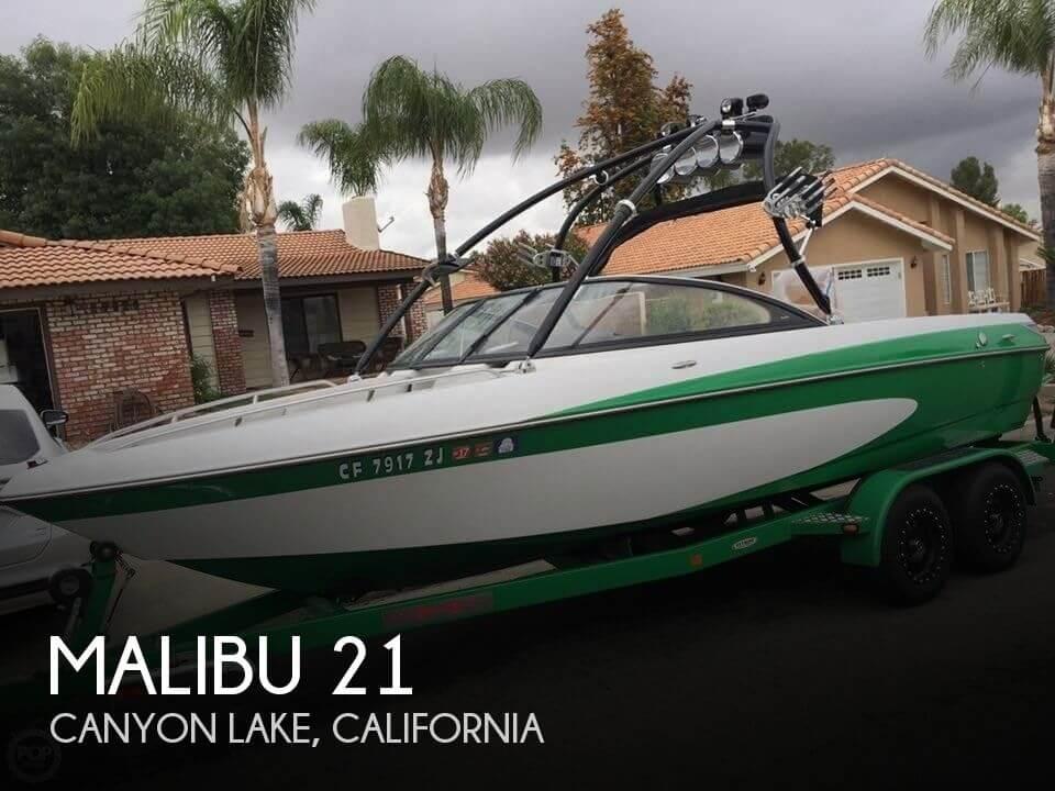 21' Malibu Wakesetter VLX 21