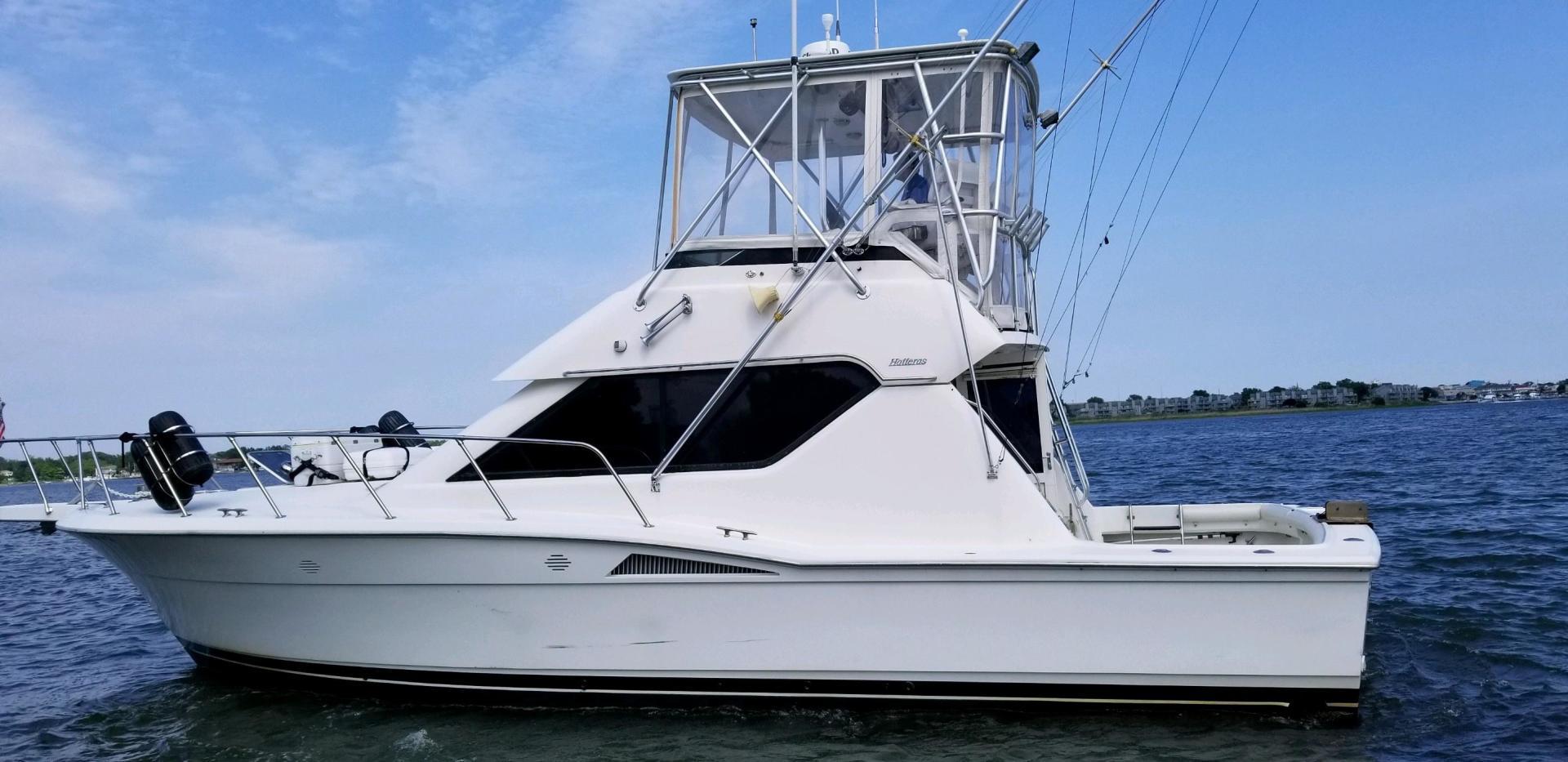 39' Hatteras 39 Convertible