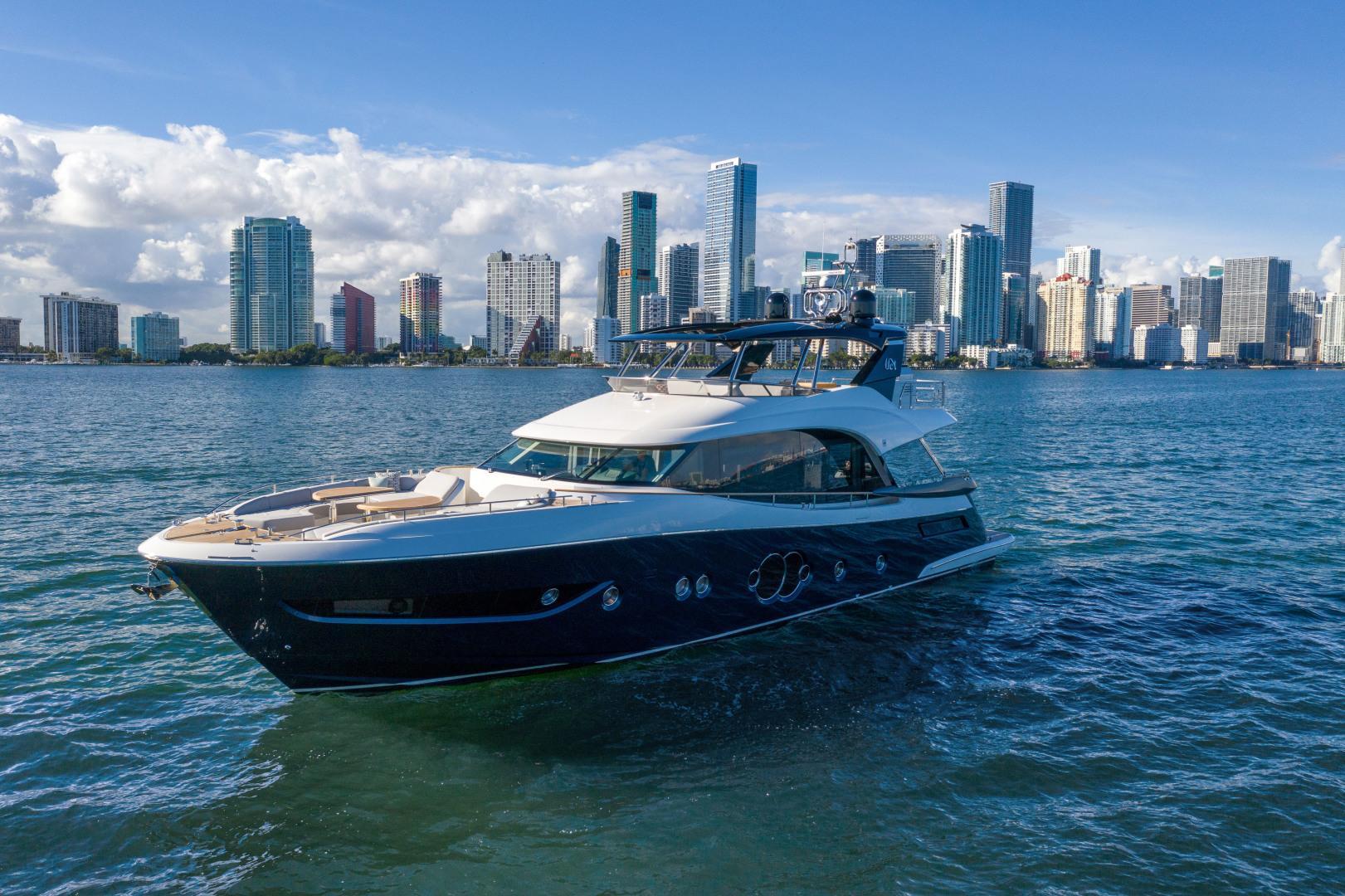 75' Monte Carlo Yachts MCY 76