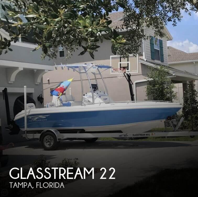 22' Glasstream 221 CC