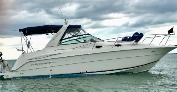 33' Monterey 302 Cruiser LOADED WITH ALL THE OPTIONS! FRESH WATER COOLED!