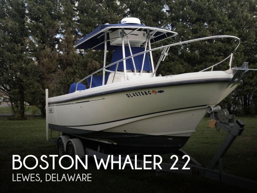 23' Boston Whaler Outrage 230