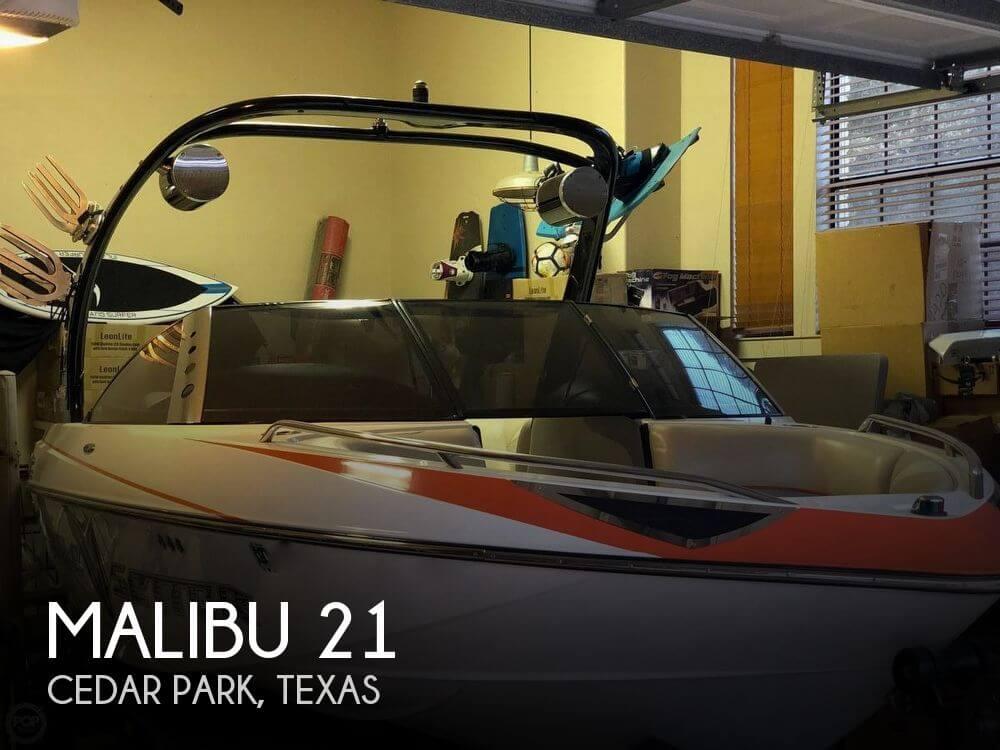 21' Malibu Wakesetter 20 VTX