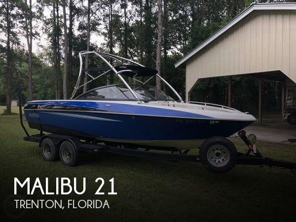 22' Malibu Sunsetter LXI