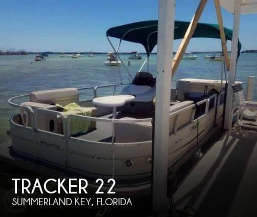22' Tracker Regency 22 Party Barge
