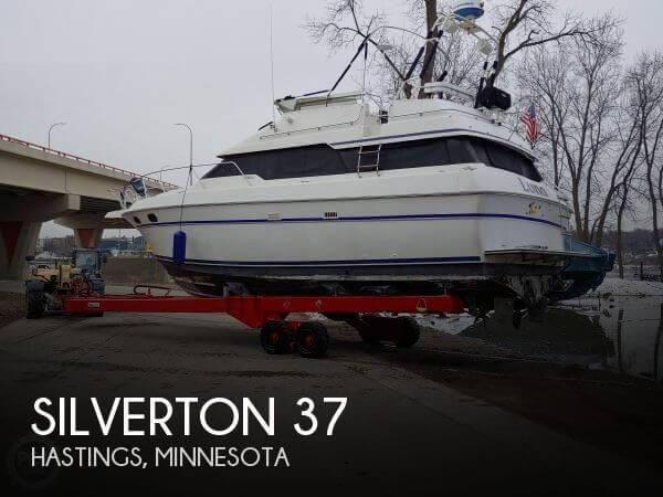 37' Silverton 37 Motoryacht