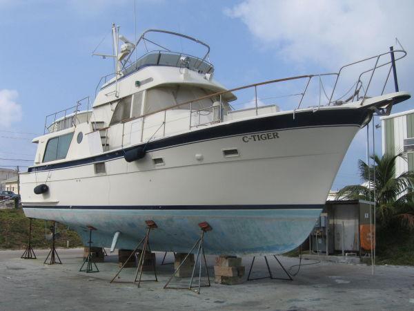 48' Hatteras LRC