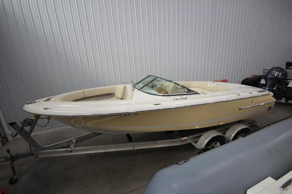 22' Chris-Craft 22 LAUNCH and trailer