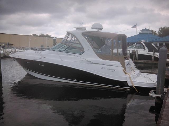 38' Four Winns 378 VISTA