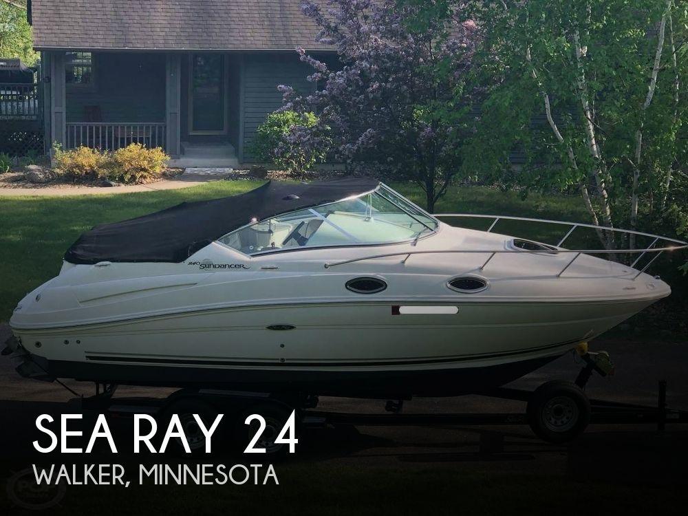 24' Sea Ray 240 Sundancer