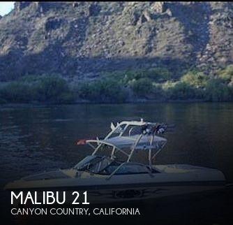 21' Malibu 21