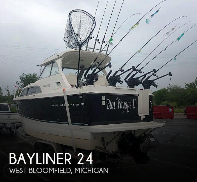 26' Bayliner 266 Discovery