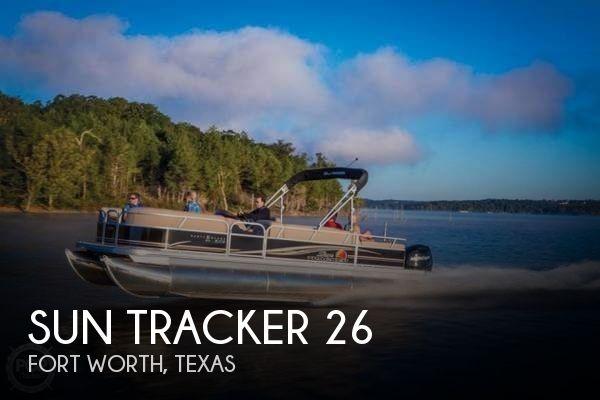 24' Sun Tracker Party Barge 24 RF XP3