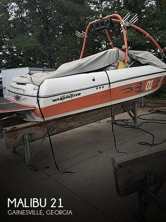 21' Malibu Wakesetter 21 VLX