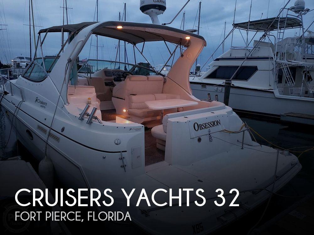 33' Cruisers Yachts 3375 Esprit