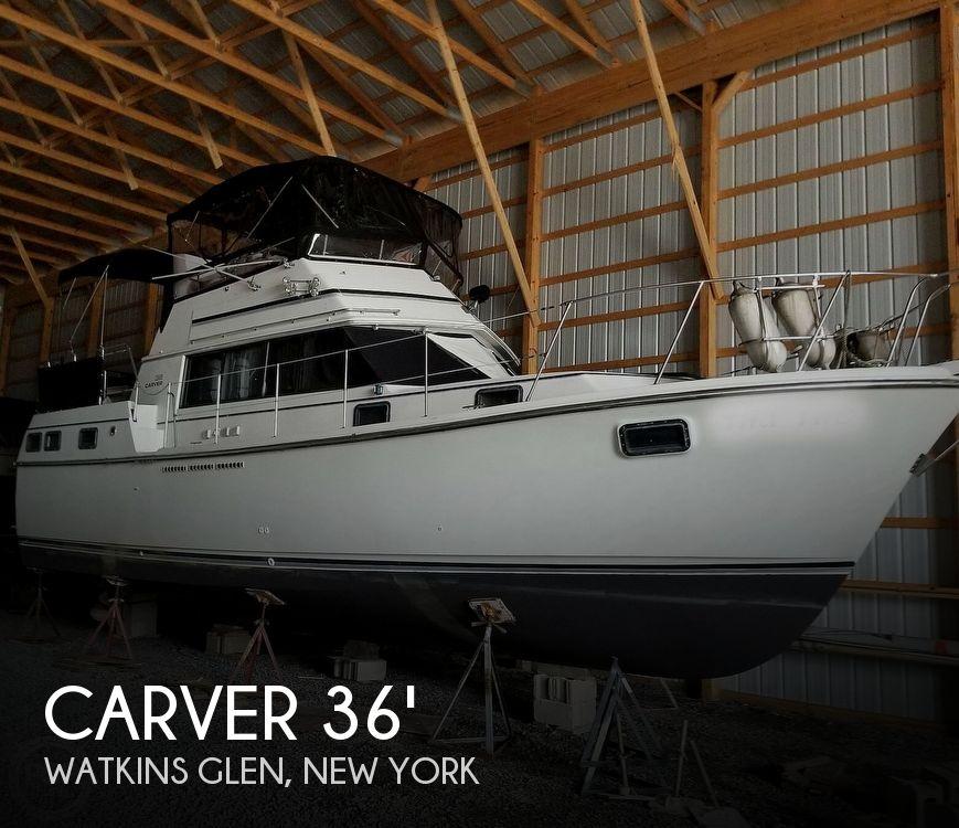 36' Carver 3607 Aft Cabin
