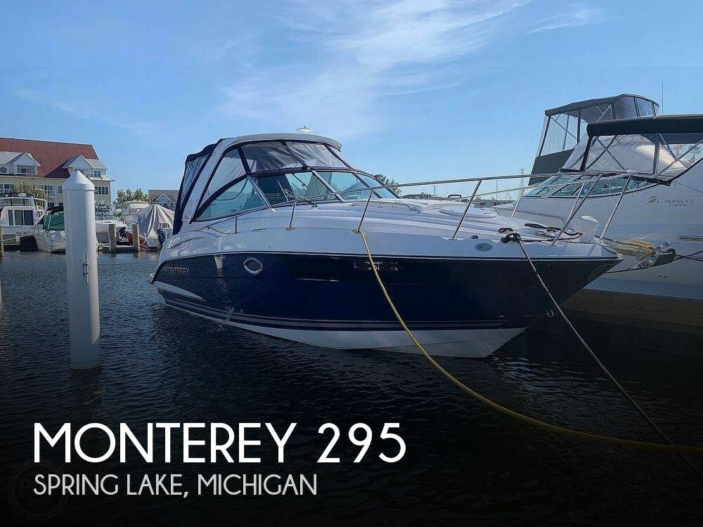 29' Monterey 295 Sports Yacht