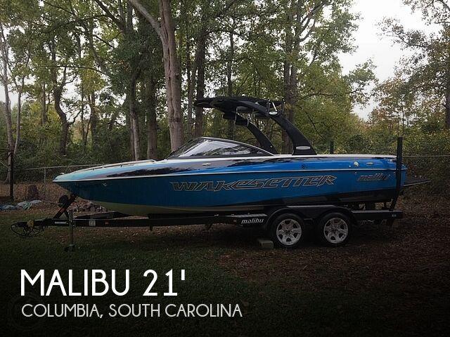 21' Malibu Wakesetter 21.5 VLX