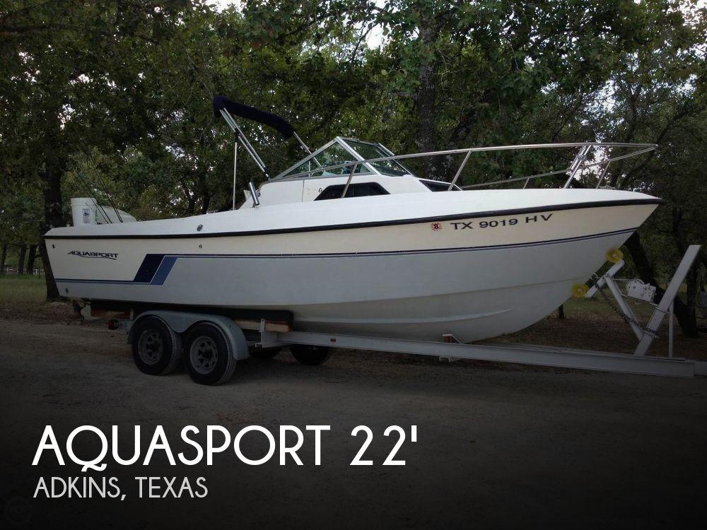 22' Aquasport 222 Express Fisherman