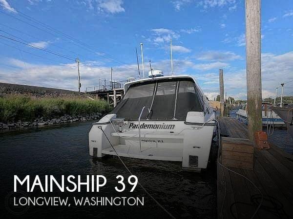 39' Mainship 39