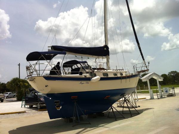 27' Pacific Seacraft Orion 27 MKII