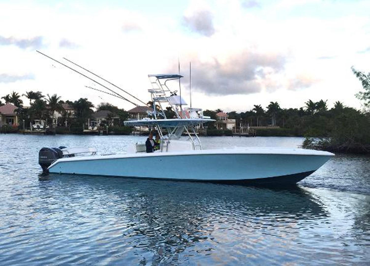 41' Bahama SeaKeeper Gyro equipped