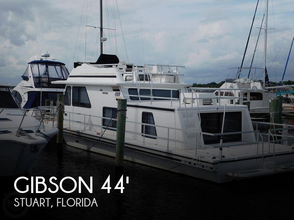44' Gibson 44 Cabin Yacht